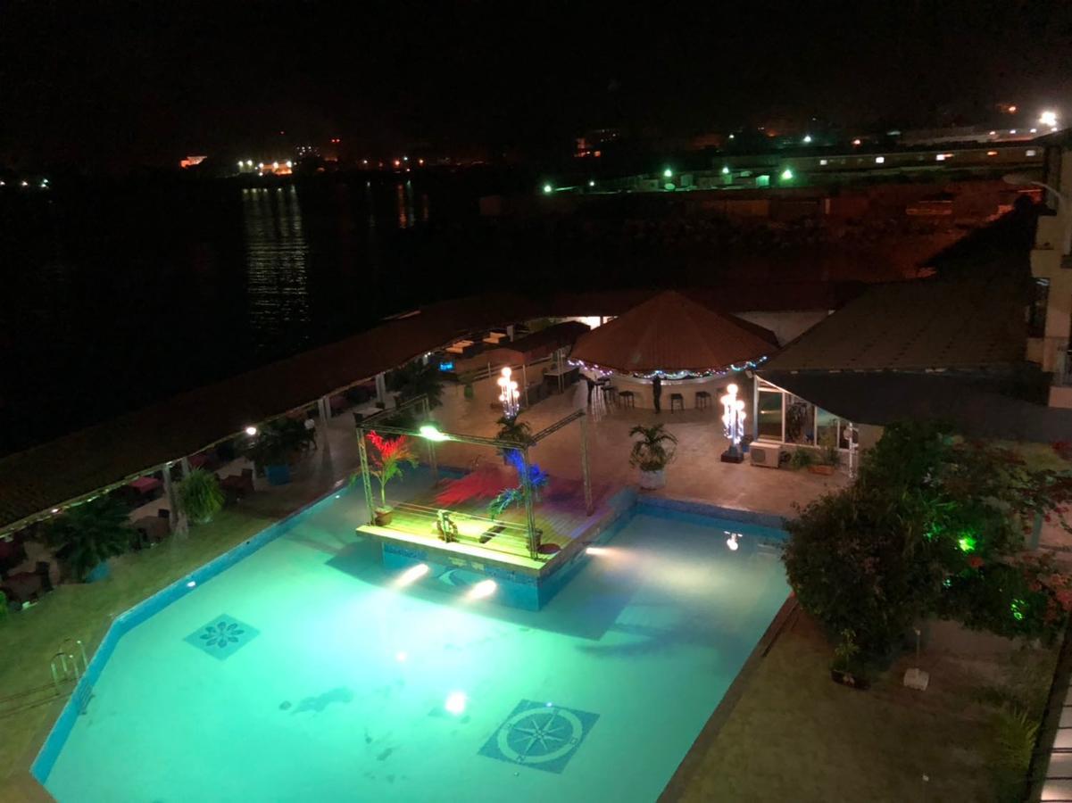 Hotel Le Petit Bateau Conakry Exterior foto